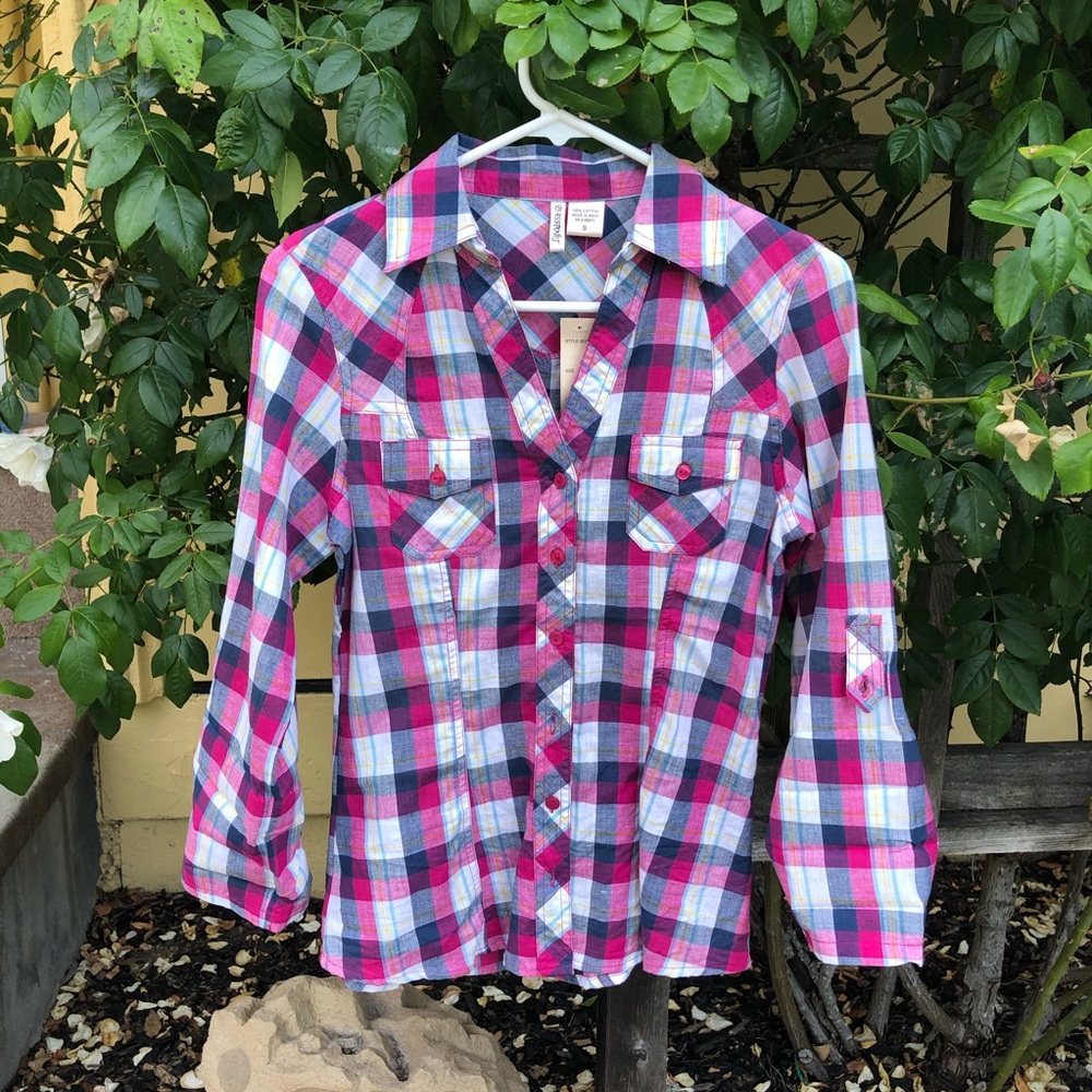 Cute and Colorful Plaid Buttonup